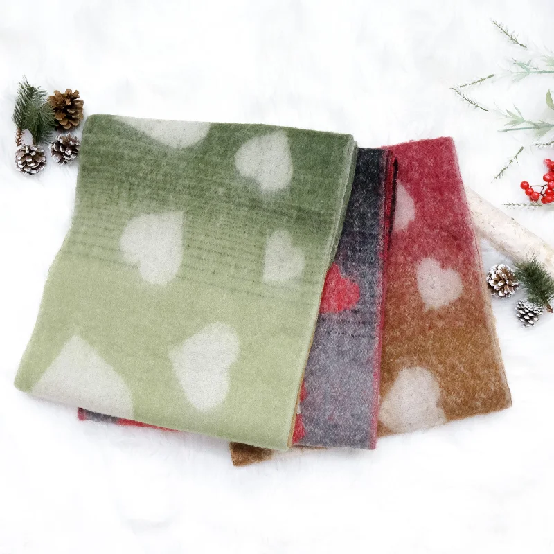 Chunky Winter Heart Print Scarf with Fringe