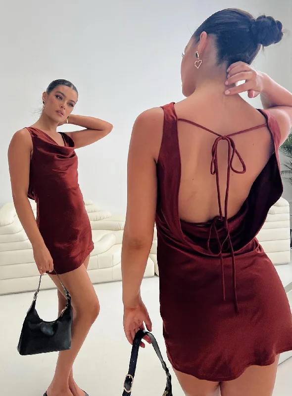 Millstone Mini Dress Burgundy Stretchy mini dresses