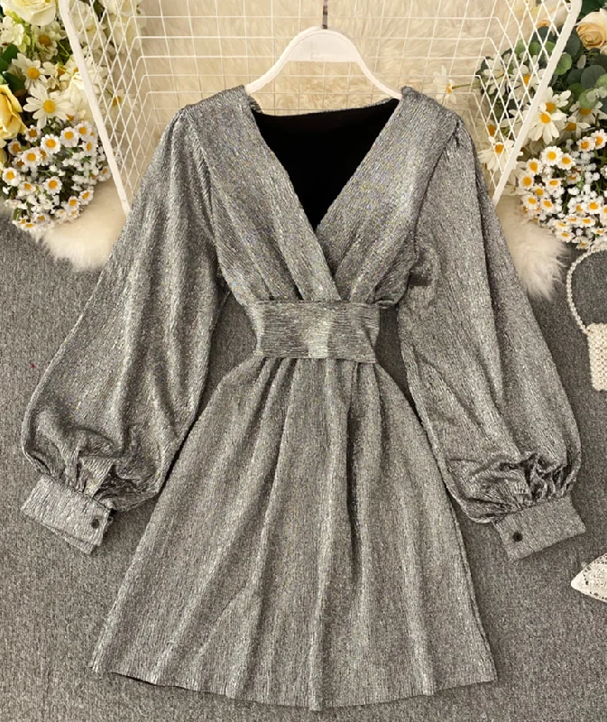 Simple v neck long sleeve short dress 990 Luxury maxi dresses