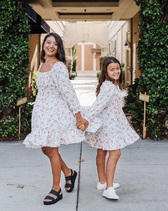 Caroline Long Sleeve Square Neck Dress - Mulberry Floral Flattering floral dresses for all body types Caroline Long Sleeve Square Neck Dress - Mulberry Floral Flattering floral dresses for all body types