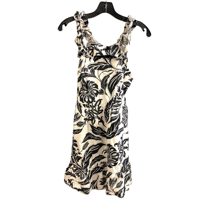 Dress Casual Short By Who What Wear In Cream, Size: S Classic Denim Mini
