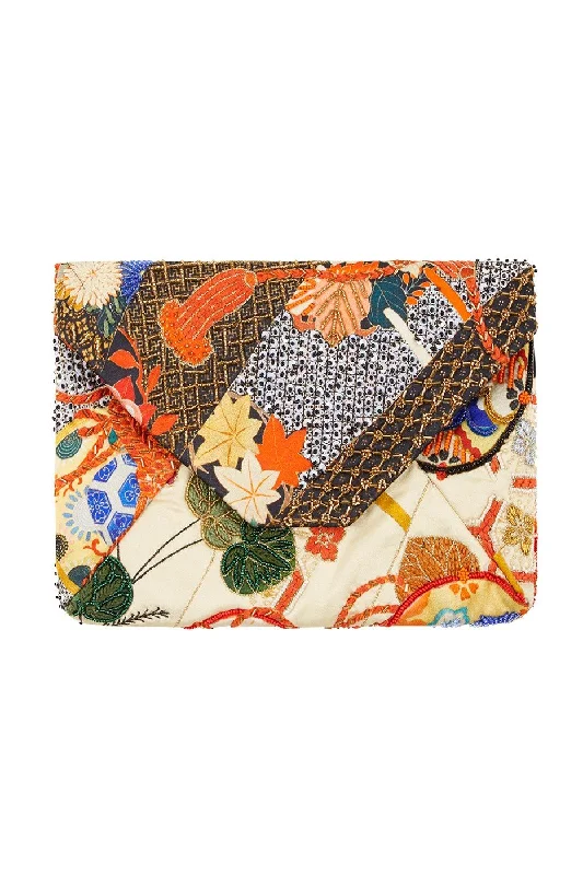ENVELOPE CLUTCH KISSING THE SUN Lightweight unclassified dresses