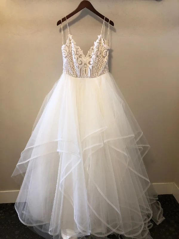 Hayley Paige Pepper 1700 Polka dot unclassified dresses