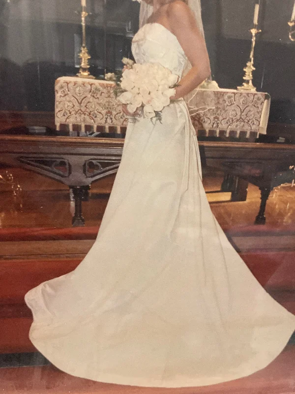 Maggie Sottero I do not know Vintage unclassified dresses