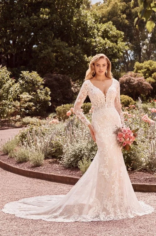 Mon Cheri Style Y22173 Flowy unclassified dresses