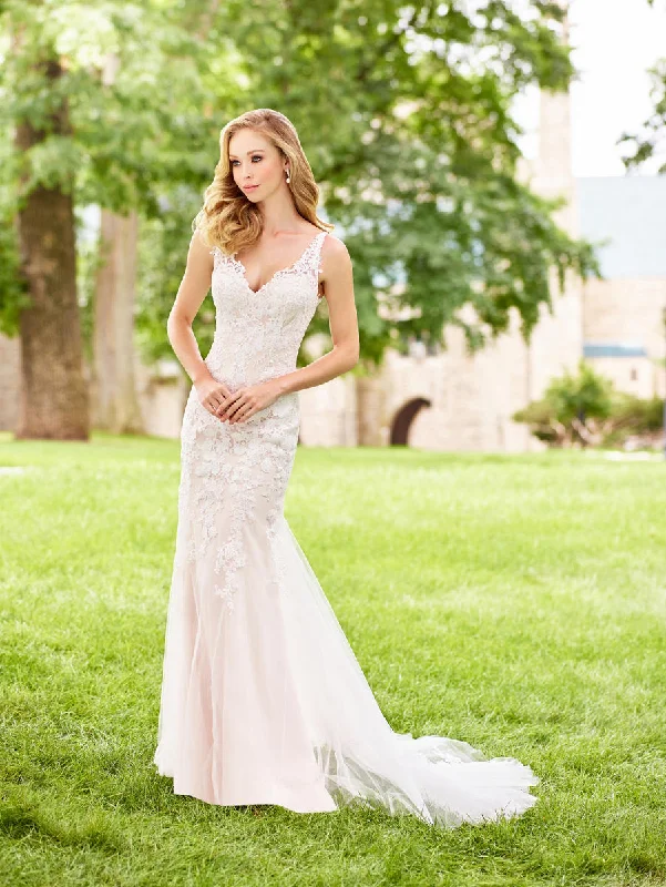 Mon Cheri Preppy unclassified dresses