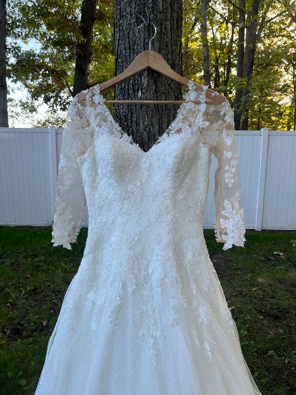 Mori Lee ball gown 89-2669 Halter unclassified dresses