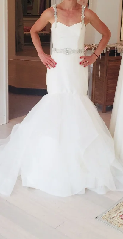 Hayley Paige 1450 River Luxury unclassified dresses