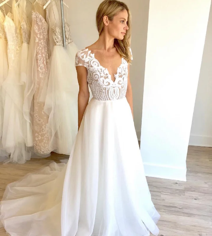 Hayley Paige High-end unclassified dresses