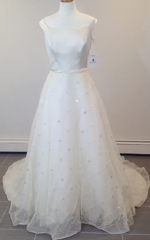 Givenchy 807A Boho unclassified dresses