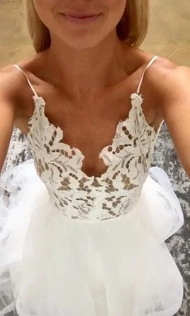 Hayley Paige 1600 Lace unclassified dresses