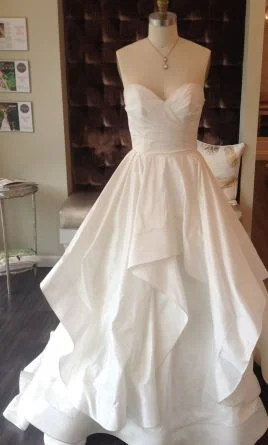 Hayley Paige Apollo/1602 Stylish unclassified dresses