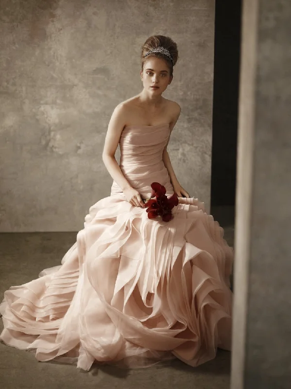 Vera Wang White Trendy unclassified dresses