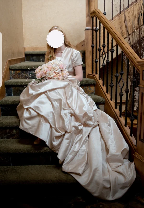 Oleg Cassini Printed unclassified dresses