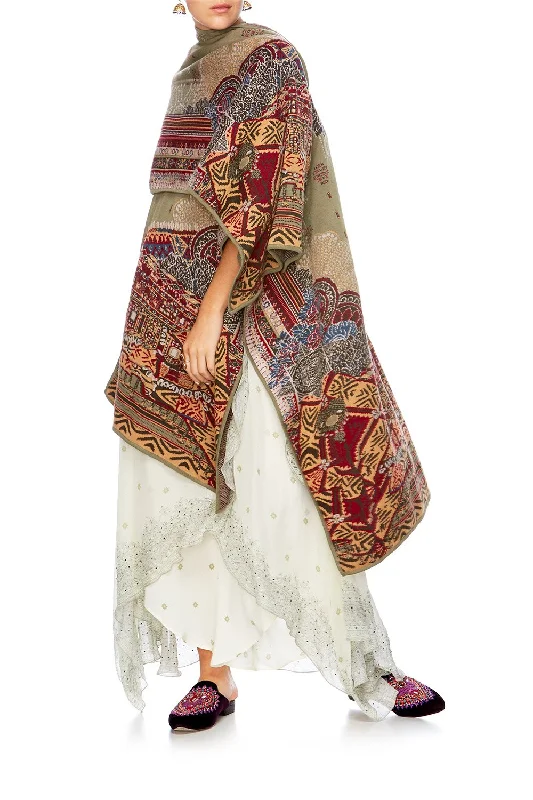 OVERSIZED THROWOVER THE CARAVAN Lace unclassified dresses