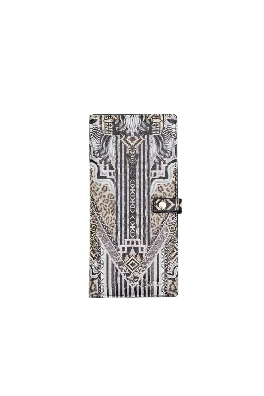 PASSPORT WALLET TRIBAL THEORY Long unclassified dresses