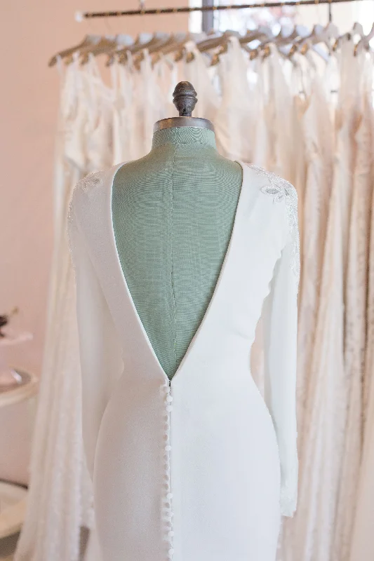 Pronovias Condesa Bold pattern unclassified dresses