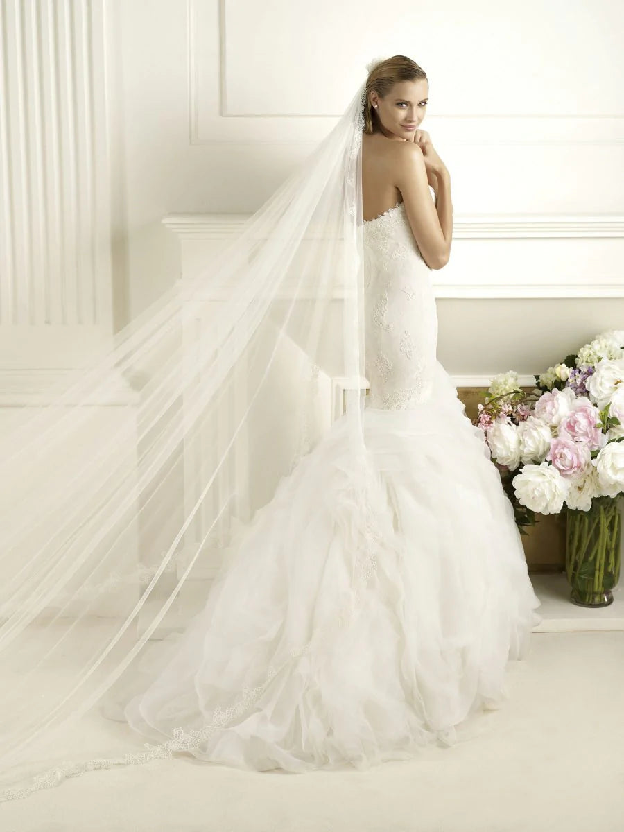 Pronovias Duende Bold pattern unclassified dresses