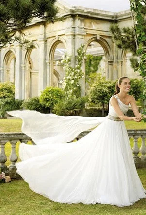 Pronovias Manuel Mota Emporium Tulle unclassified dresses