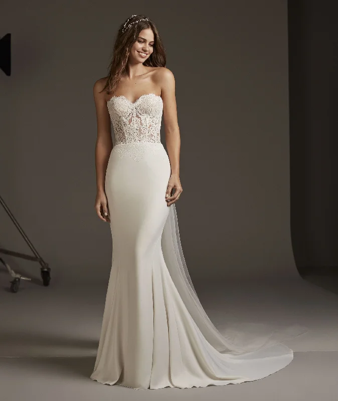 Pronovias Vela Neutral tone unclassified dresses