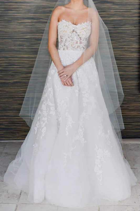 Reem Acra Spring unclassified dresses