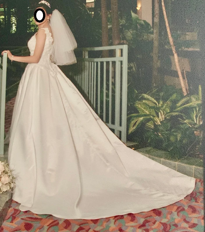 Other Signature Velvet unclassified dresses