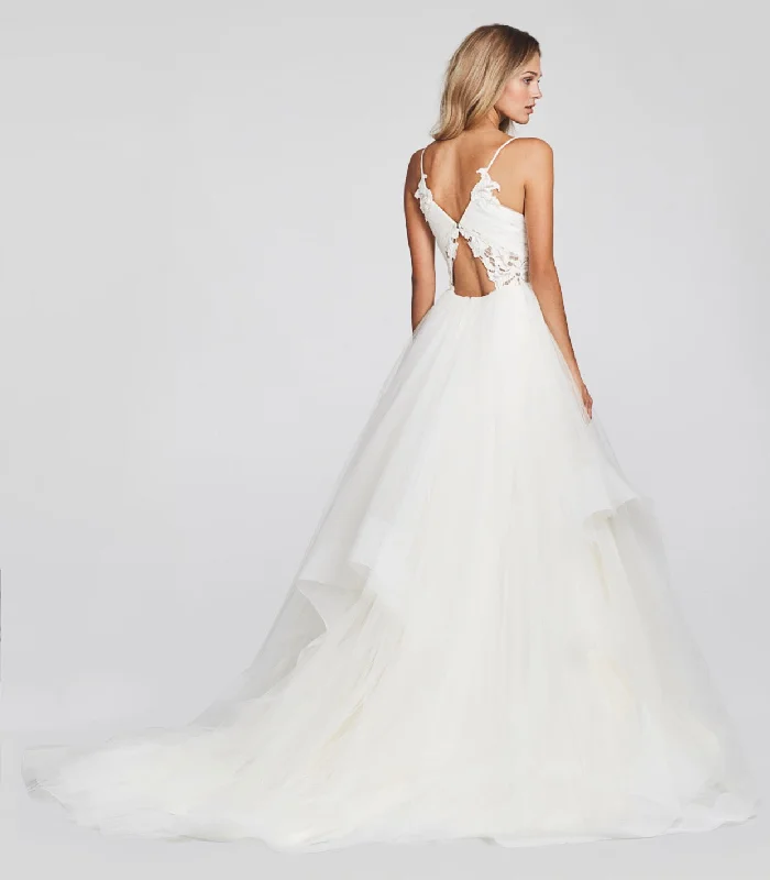 Hayley Paige 1705 / Dallas Holiday unclassified dresses
