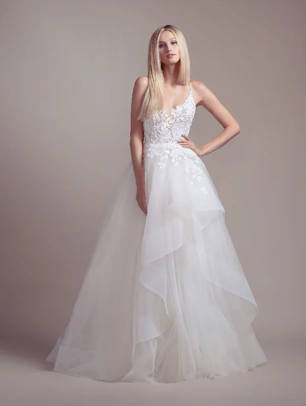 Hayley Paige 1900 Clover Satin unclassified dresses