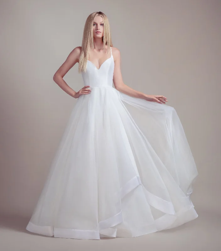 Hayley Paige 1911 Drai Lace unclassified dresses