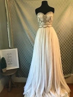 Hayley Paige 6462 Ruched unclassified dresses