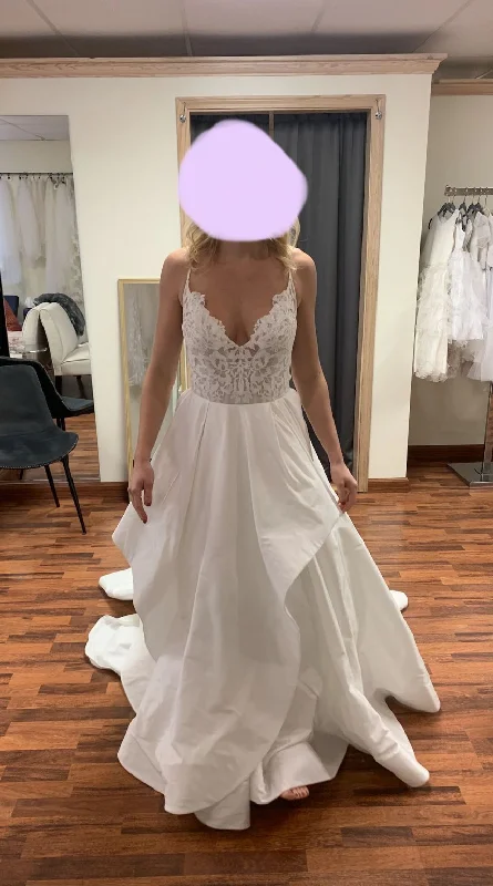 Hayley Paige Graduation unclassified dresses
