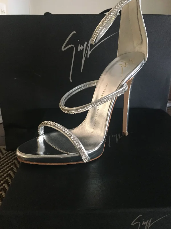 Giuseppe Zanotti Plus size unclassified dresses