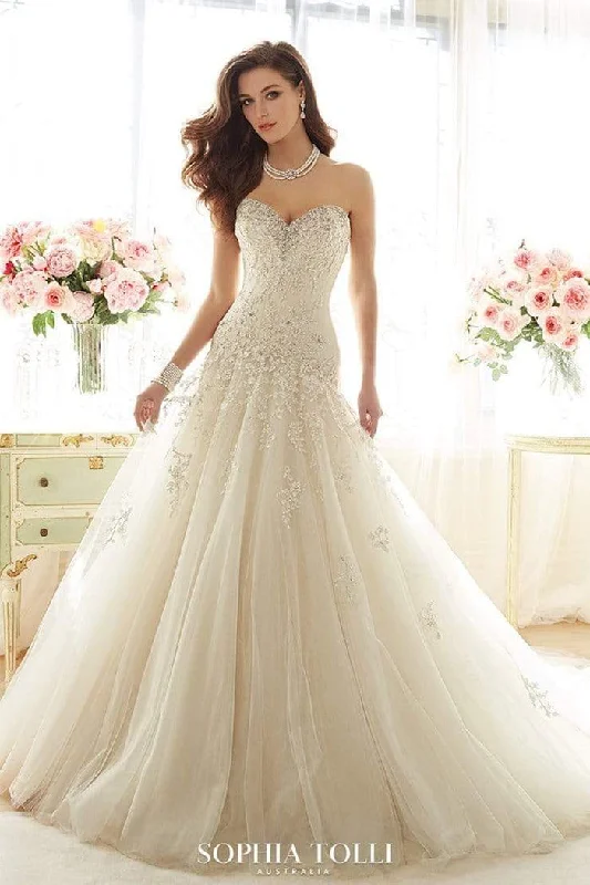 Sophia Tolli Strapless dreamy A-Line Bridal Dress (MARQUESA | Style Y11637) Summer unclassified dresses Sophia Tolli Strapless dreamy A-Line Bridal Dress (MARQUESA | Style Y11637) Summer unclassified dresses