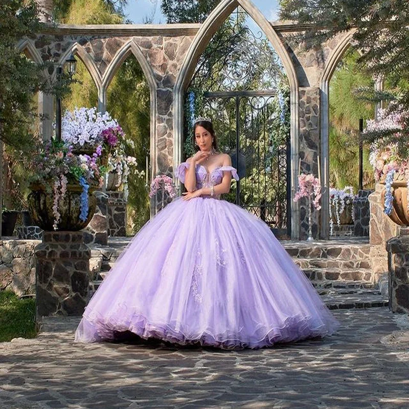 Sweet 16 Lilac Quinceanera Dresses Off Shoulder Beads Ruched Ball Gown Dress Prom Gowns Vestido De 15 Anos Quinceanera Satin unclassified dresses