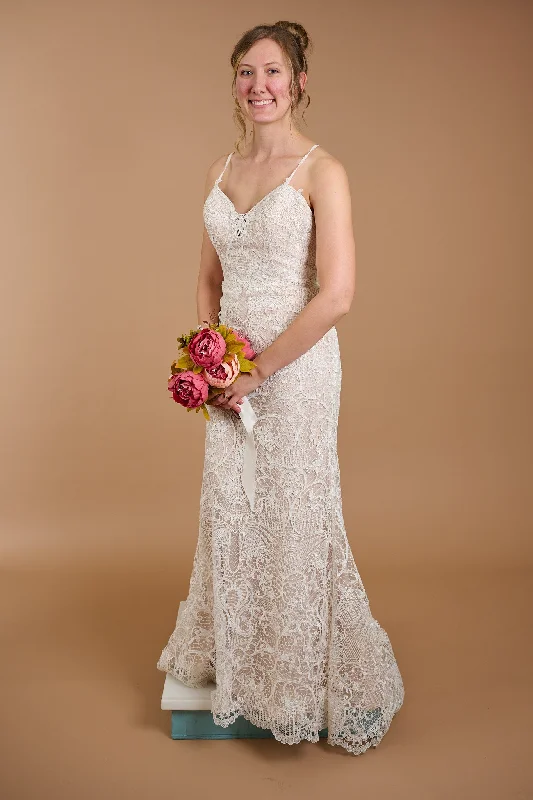 Ti Adora Halter unclassified dresses