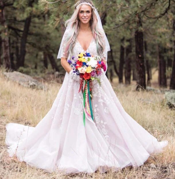 Hayley Paige 6600 Lightweight unclassified dresses