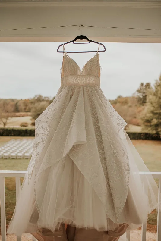 Hayley Paige 6850 Trendy unclassified dresses