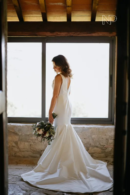 Vera Wang Emilie Pastel unclassified dresses